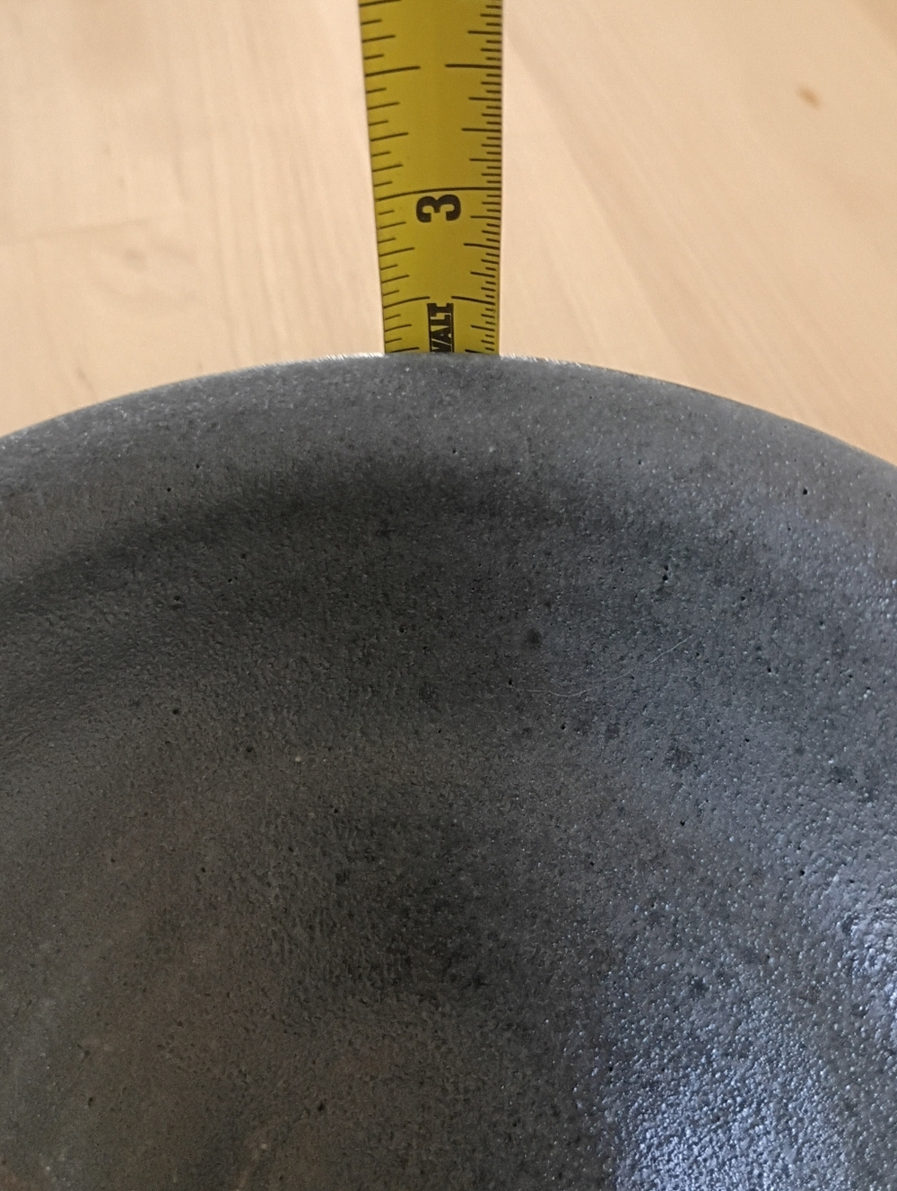 Handmade Ceramic Bowl - Picture 4 of 5